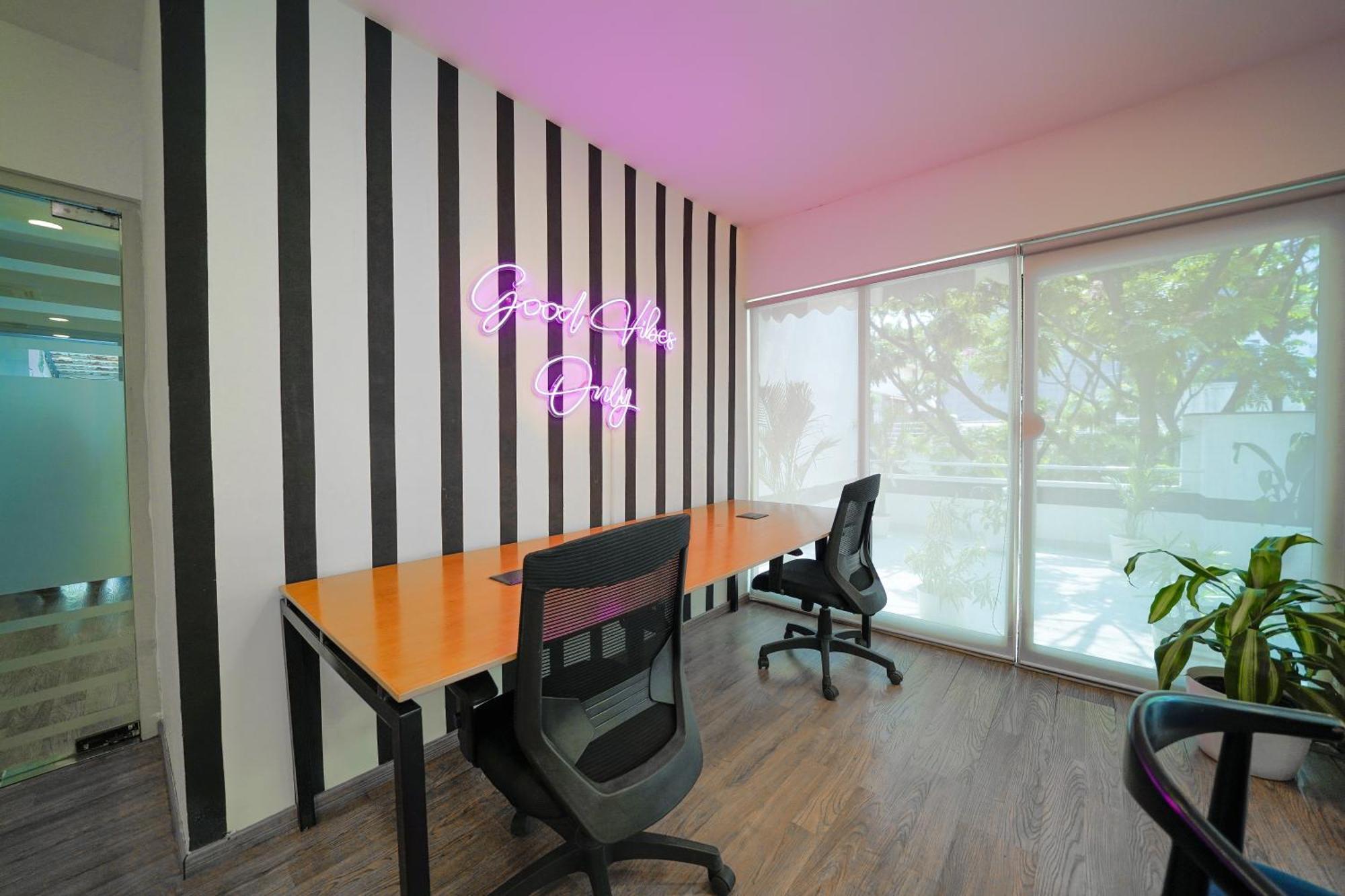 Olive Hotel Magrath By Embassy Group Bangalore Luaran gambar